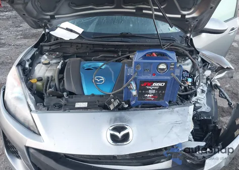 2013 Mazda Mazda3 I Sport из США, поврежденный, VIN JM1BL1UP6D1813257